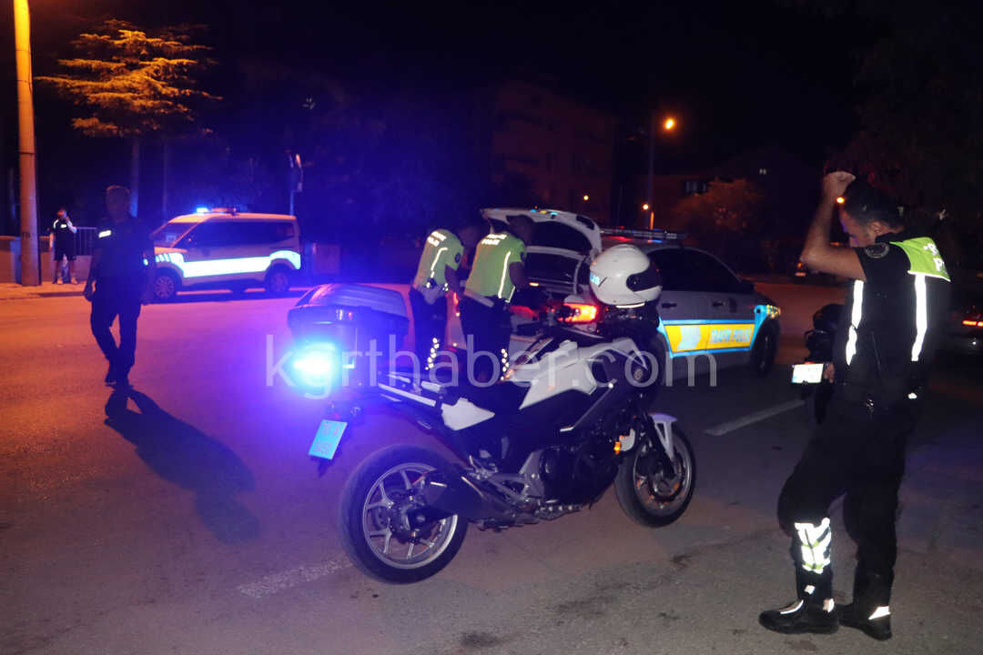 Polisin Dur Ihtarina Uymayan Motosiklet Surucusune 402 Bin Lira Ceza Kesildi4