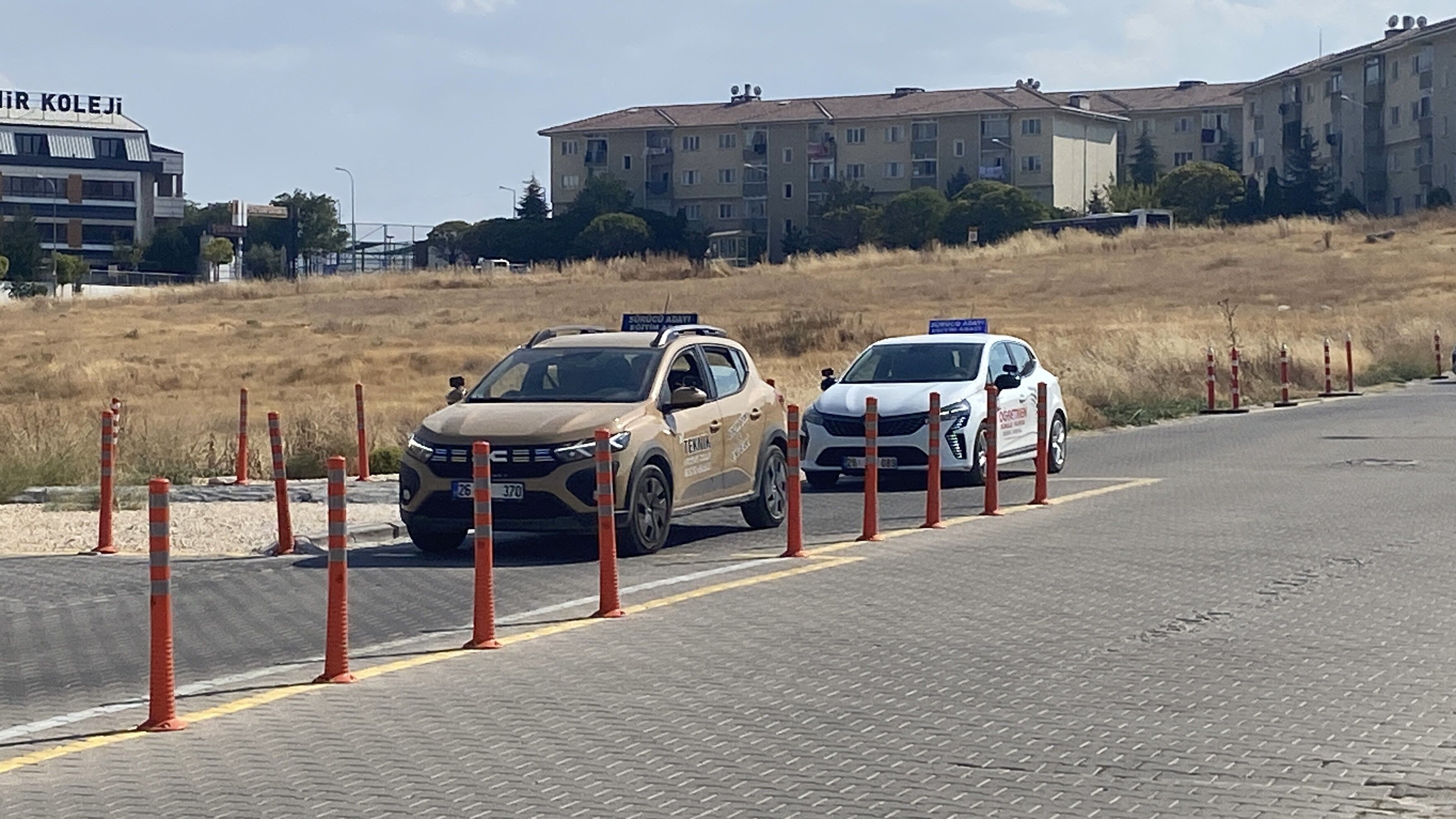 Sabit Parkur Tarihe Karisiyor Ehliyet Sinavinda Yeni Donem Basliyor (3)