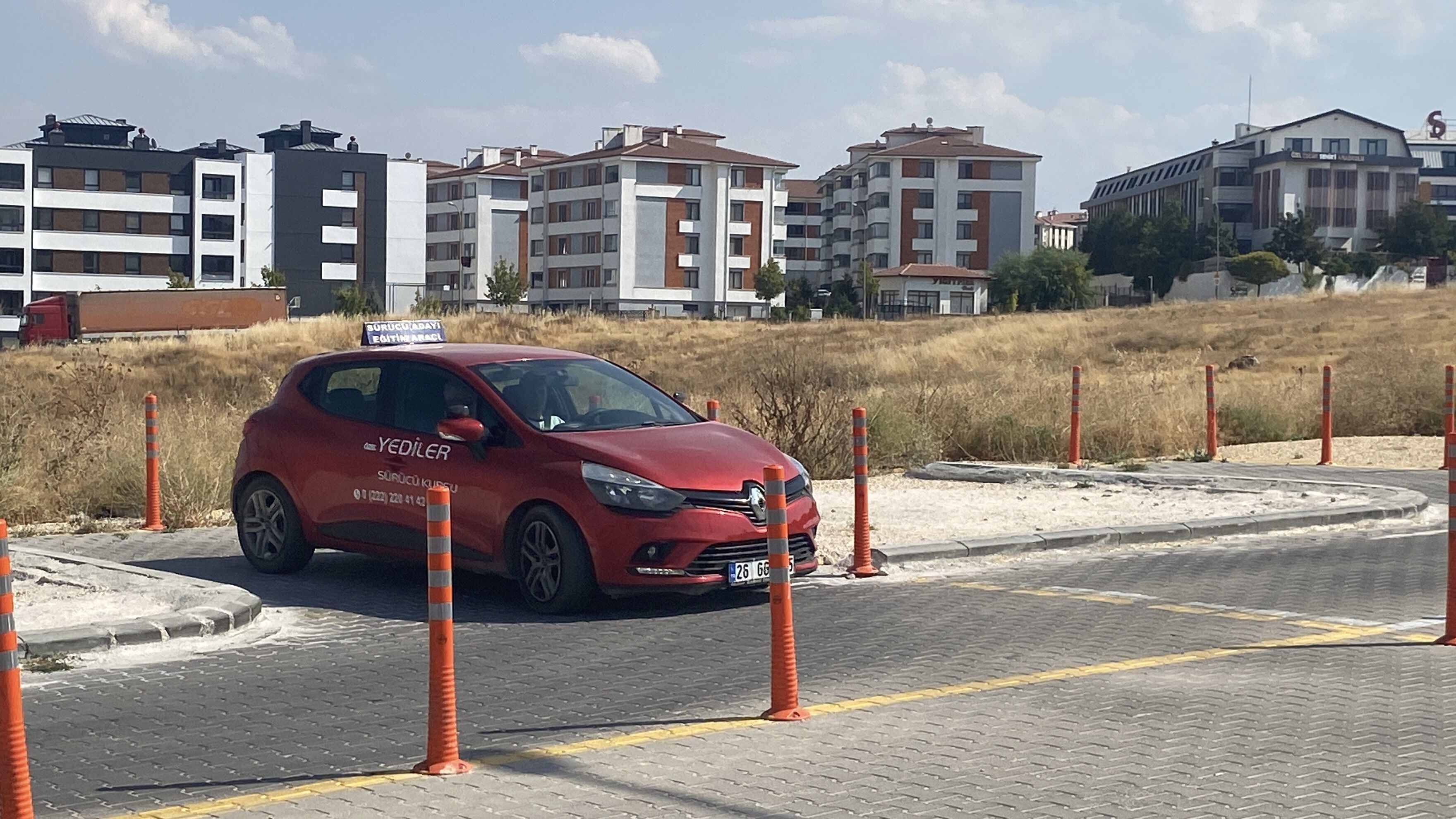Sabit Parkur Tarihe Karisiyor Ehliyet Sinavinda Yeni Donem Basliyor (4)