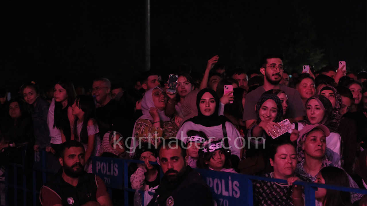 Uluslararasi Turk Dunyasi Soleninde Ikinci Gun Coskusu33