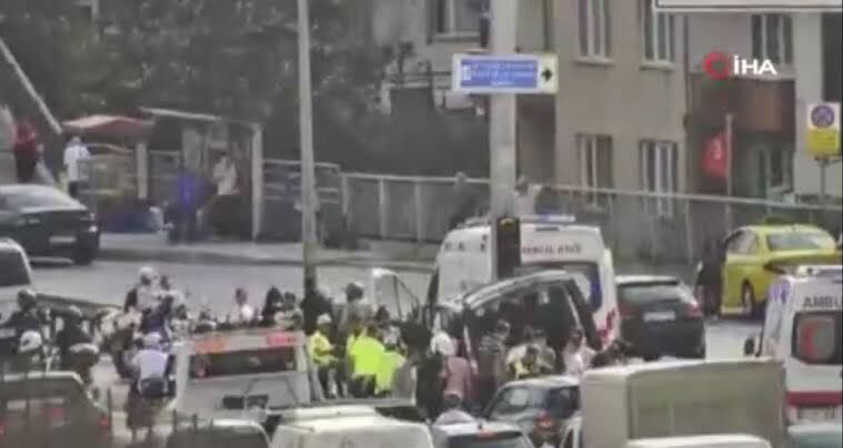 Yaz Kursu Yolunda Feci Kaza 12 Cocuk Yaralandi (1)