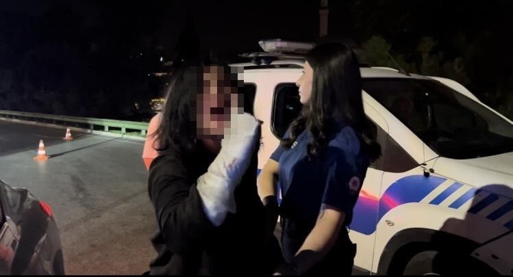 Bursada Ters Yola Giren Surucu Ortaligi Karistirdi (4)