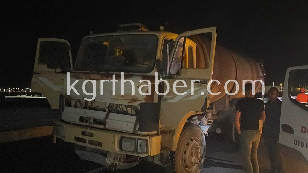 Devrilen Otomobilin Surucusu Yaralandi Tanker Surucusu Kaza Yerinden Kacti2
