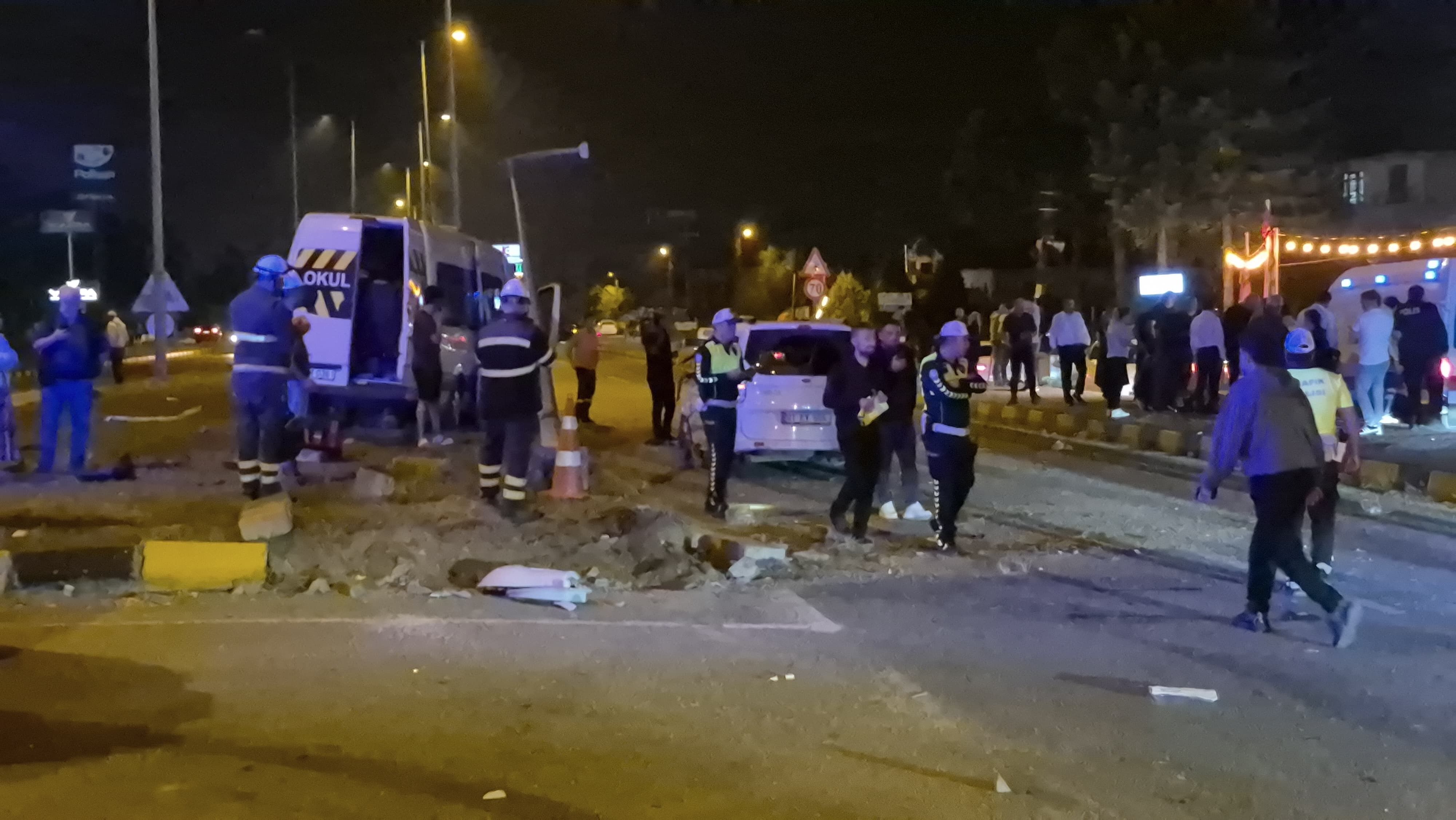 Dugun Donusu Feci Kaza 3U Cocuk 21 Yarali (5)