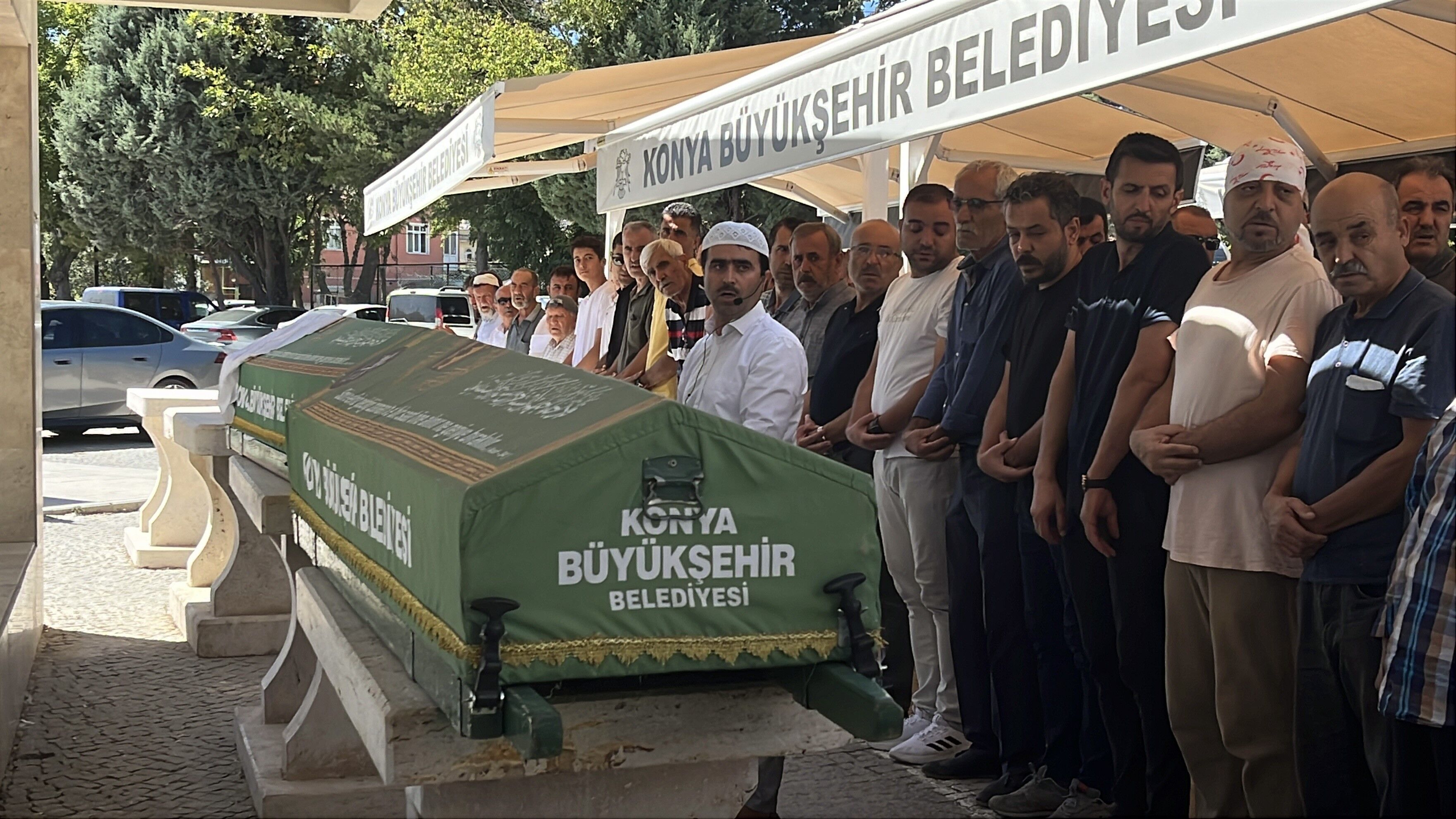 Feci Kazada Hayatini Kaybeden Yasli Cift Son Yolculuguna Ugurlandi (2)