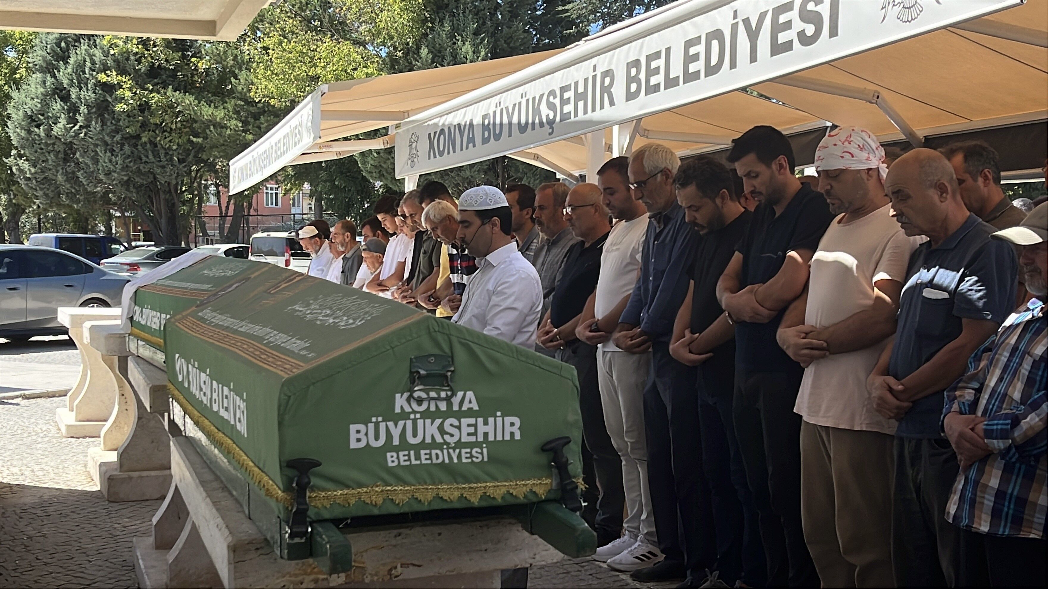 Feci Kazada Hayatini Kaybeden Yasli Cift Son Yolculuguna Ugurlandi (3)