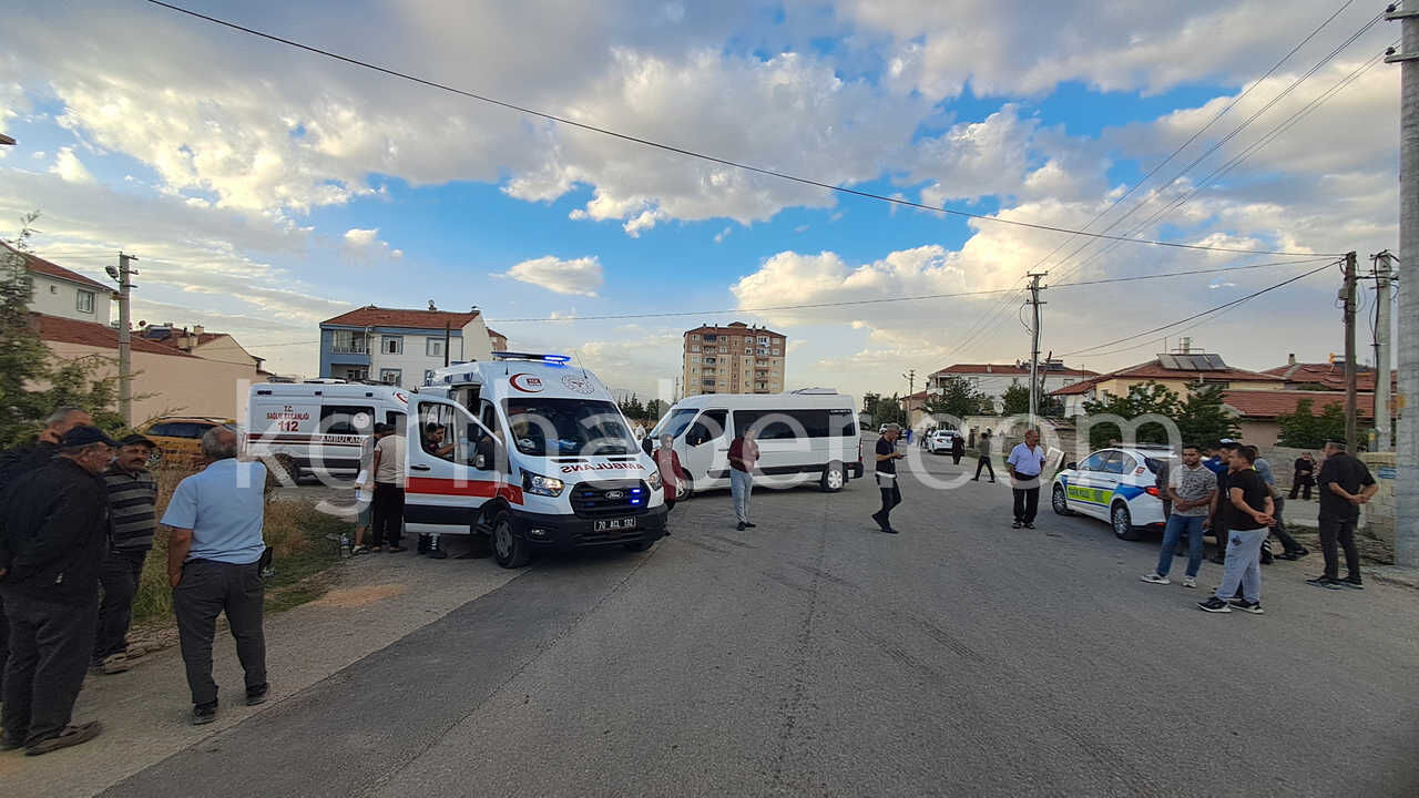 Karaman Son Dakika Ogrencileri Tasiyan Okul Servisi Kaza Yapti3