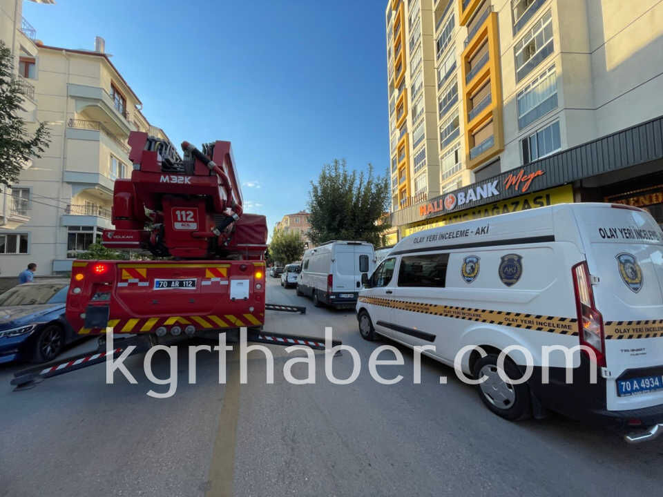 Karamanda 3Uncu Kattan Dusen Sahis Hayatini Kaybetti0