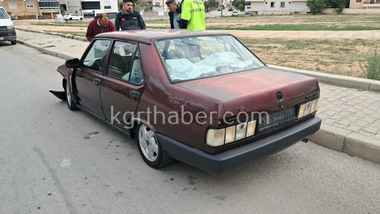 Karamanda 88 Yasindaki Surucu Kazayi Yara Almadan Atlatti0
