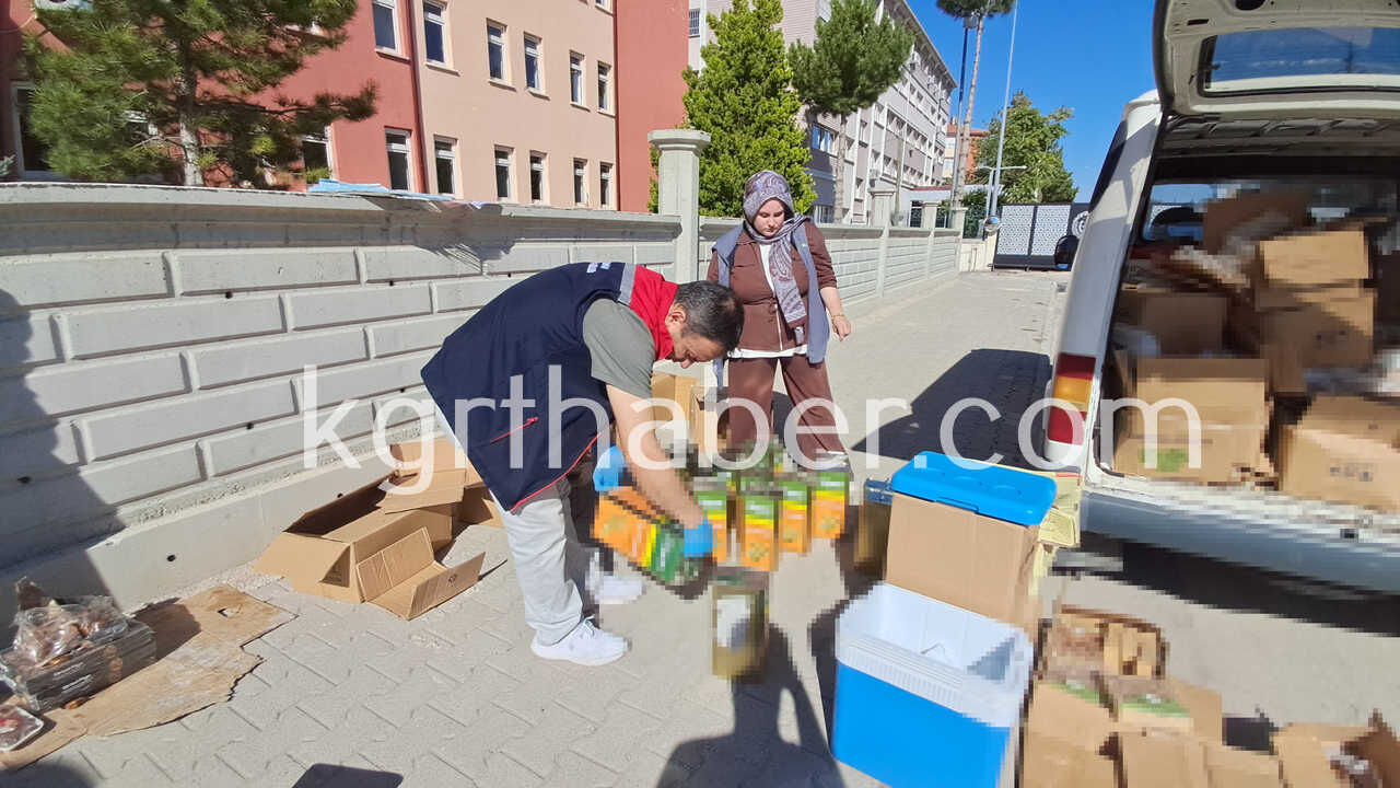 Karamanda Gida Guvenligi 1 Operasyonu Yuzlerce Kilo Ve Litre Urun Ele Gecirildi7