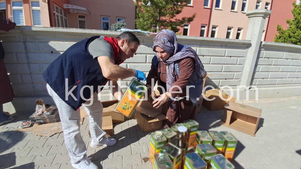 Karamanda Gida Guvenligi 1 Operasyonu Yuzlerce Kilo Ve Litre Urun Ele Gecirildi8