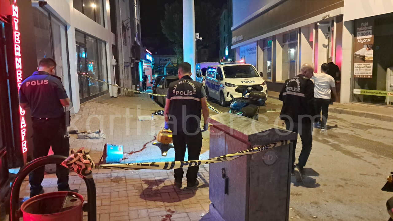 Karamanda Husumetli Iki Grup Arasinda Bicakli Kavga 15 Yasindaki Cocuk Yaralandi2