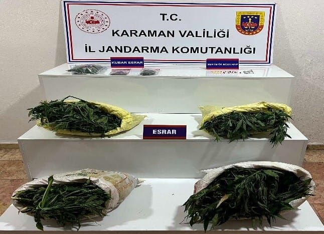 Karamanda Jandarmadan Siki Denetim 37 Aranan Sahis Yakalandi (2)