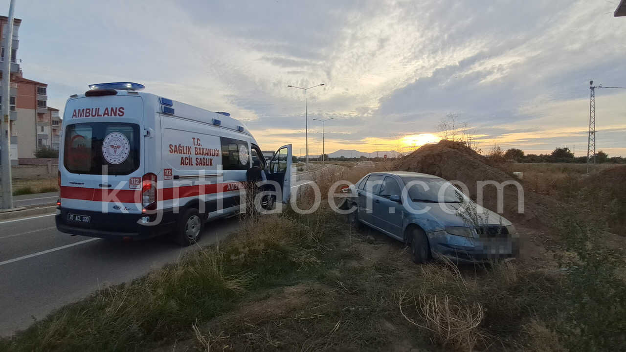 Karamanda Kavsakta Carpisan Araclardan Biri Karsi Seride Gecti Digeri Insaat Alanina Devrildi3