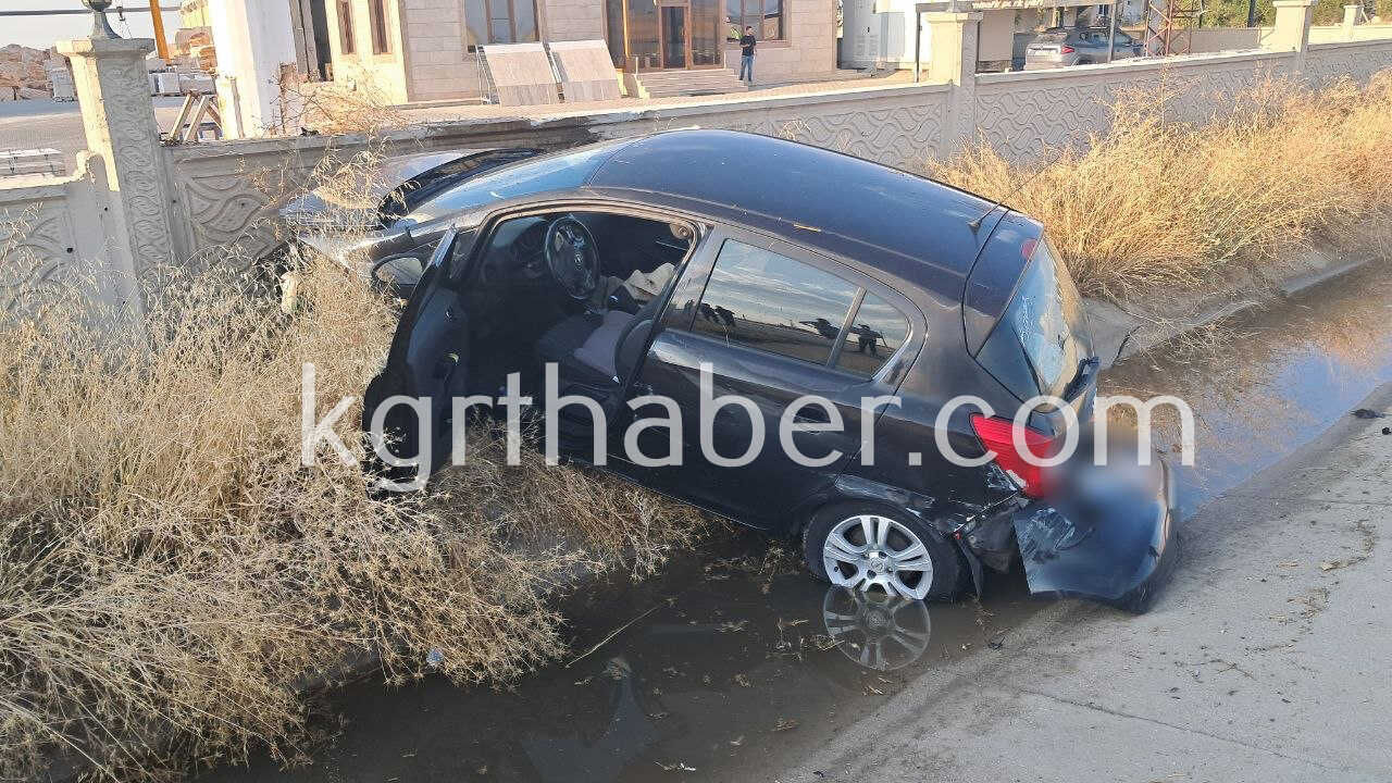 Karamanda Kopege Carpmamak Icin Manevra Yapan Otomobil Kaza Yapti 1 Yarali1