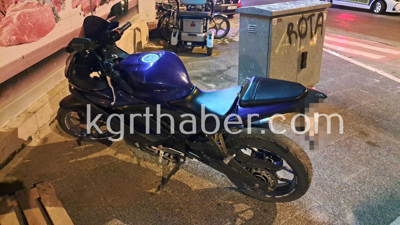 Karamanda Motosiklet Devrildi Genc Surucu Yarali1
