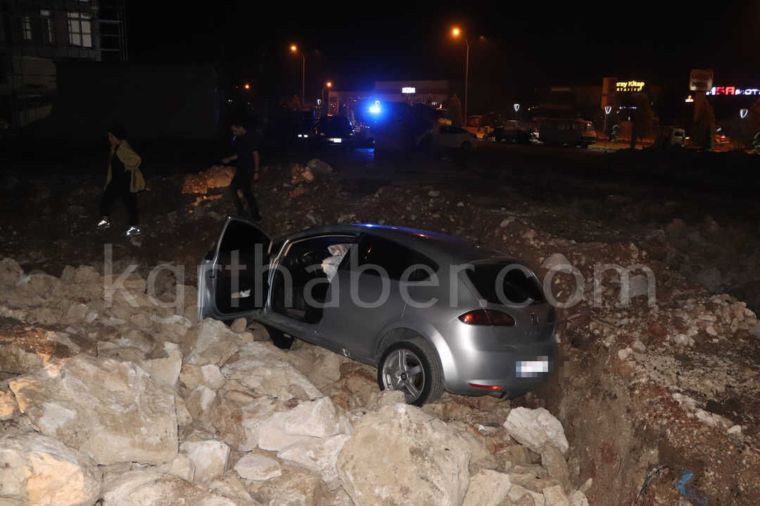 Karamanda Otomobil Insaatin Kazi Alanina Uctu 2 Yarali3