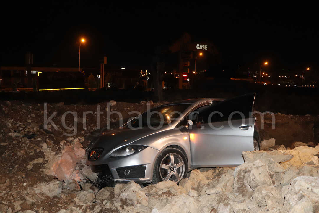 Karamanda Otomobil Insaatin Kazi Alanina Uctu 2 Yarali5