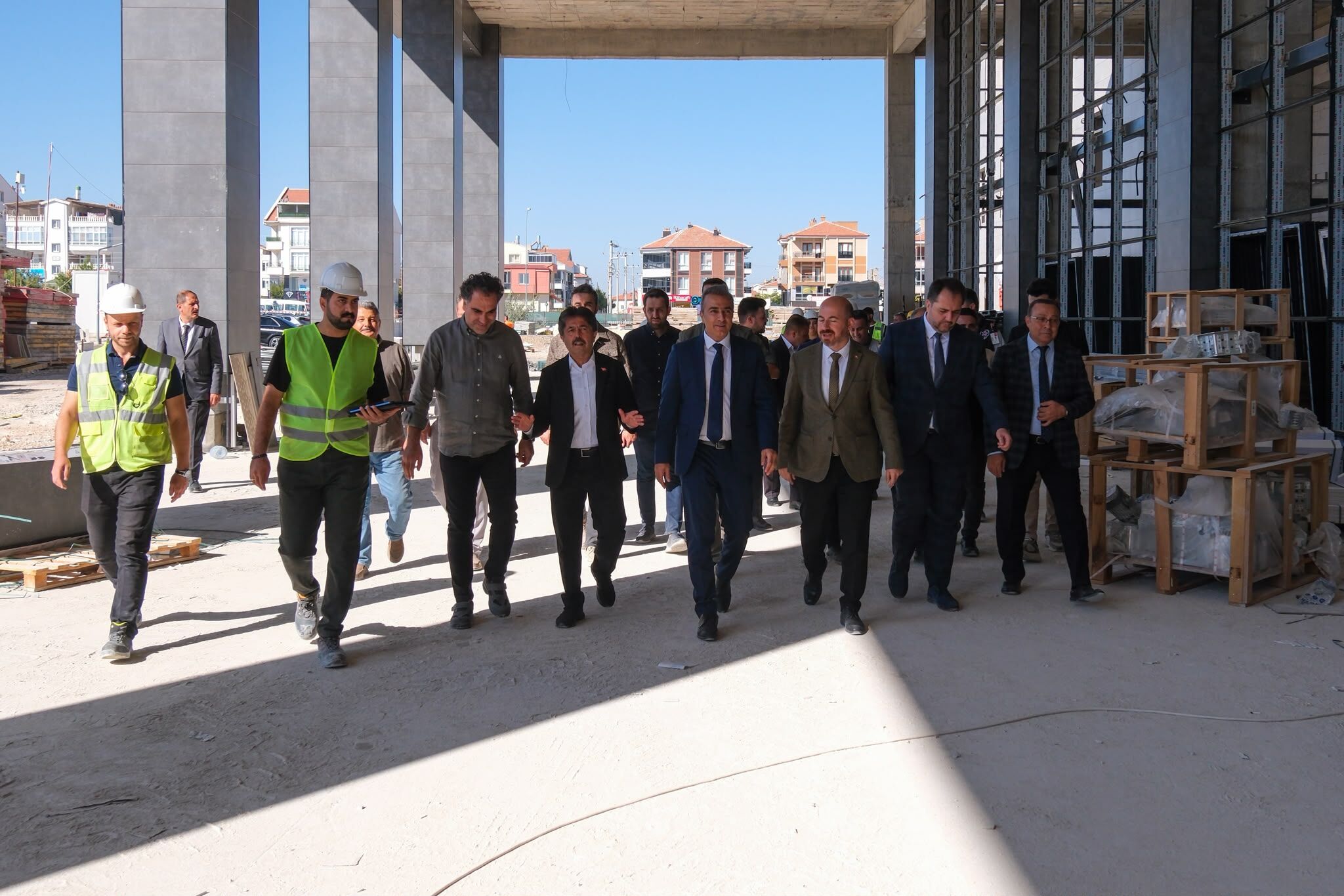 Karamanin Merak Ettigi Hastane Ek Binasinda Son Durum (2)