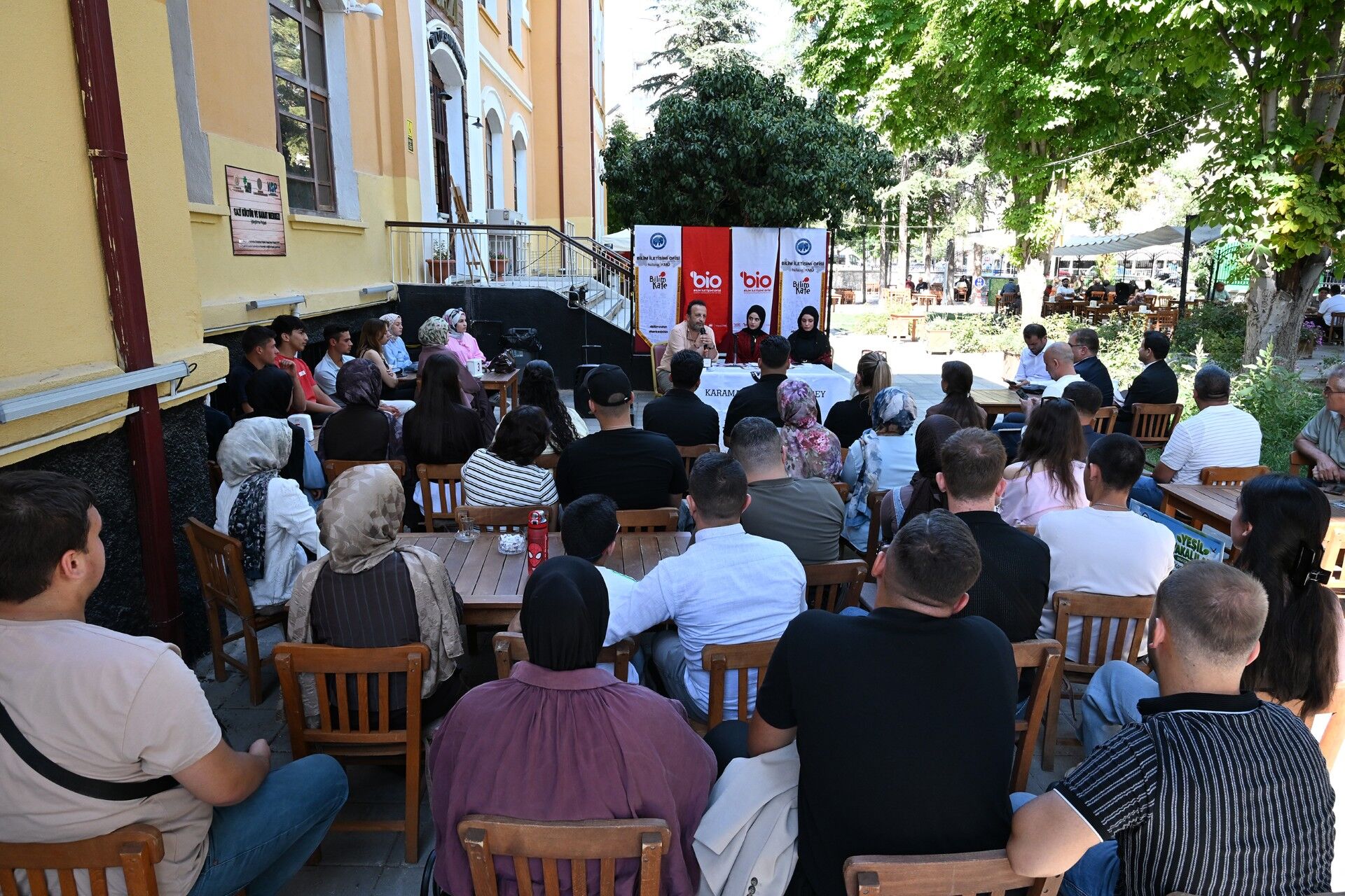 Kmuden Karamanda Gazzede Ogrenci Olmak Paneli Egitim Mucadelesi Anlatildi (2)