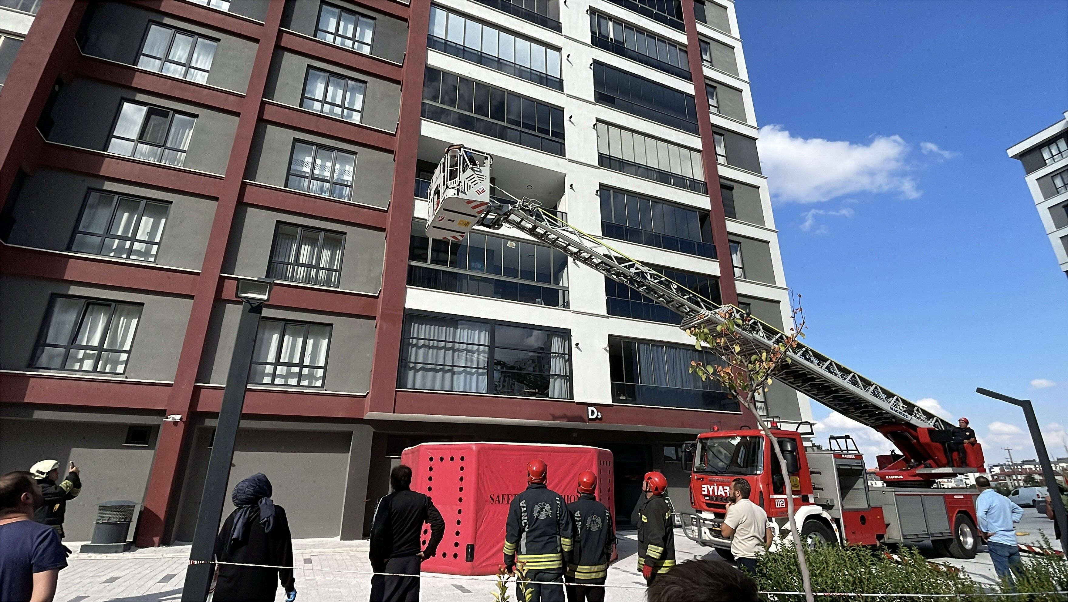 Konyada 10 Katta Saskina Ceviren Olay Ekipler Alarma Gecti (2)