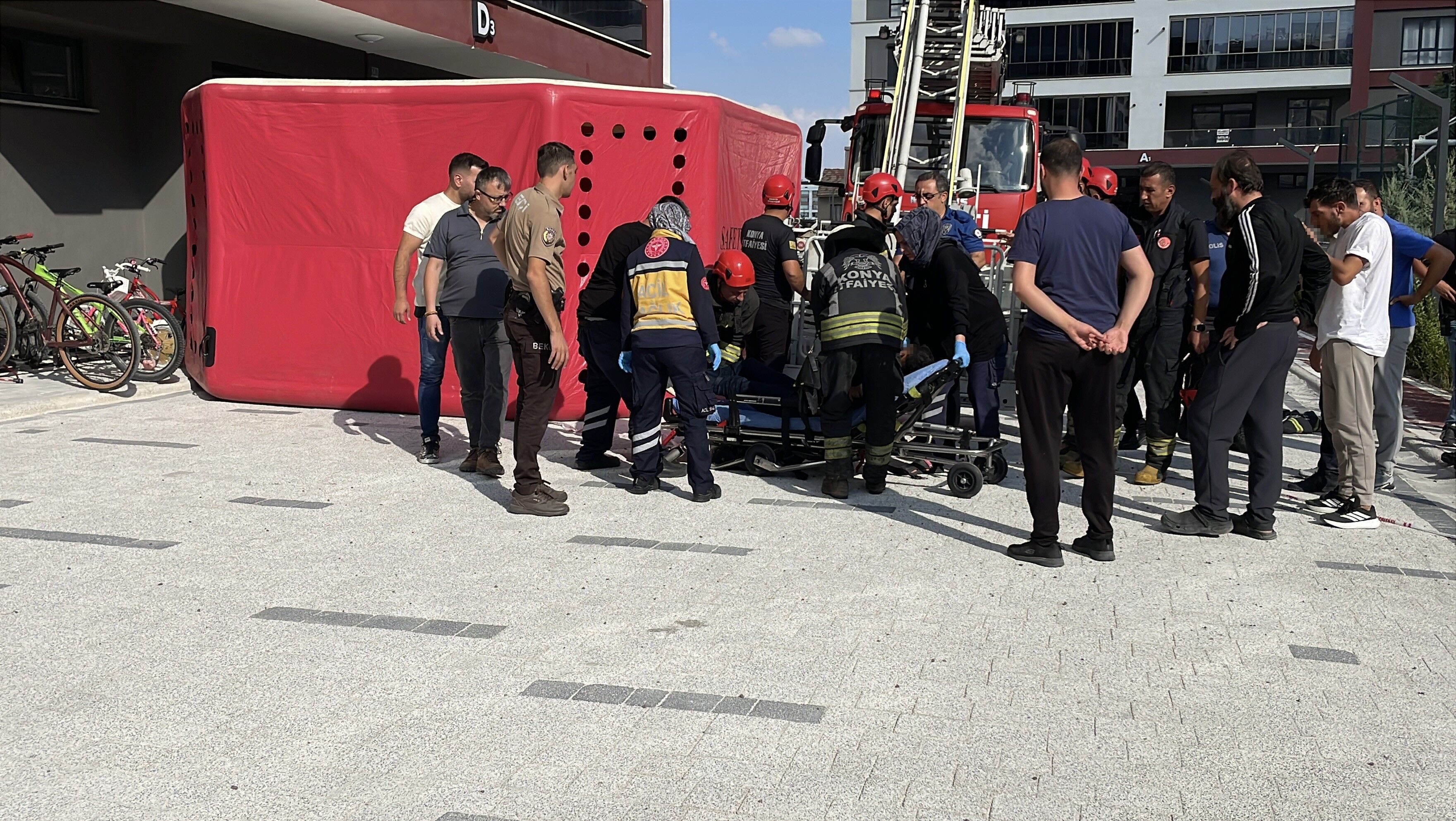 Konyada 10 Katta Saskina Ceviren Olay Ekipler Alarma Gecti (4)