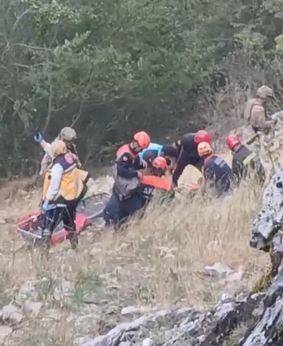 Magarada Korku Dolu Anlar Kadin Helikopterle Kurtarildi (3)