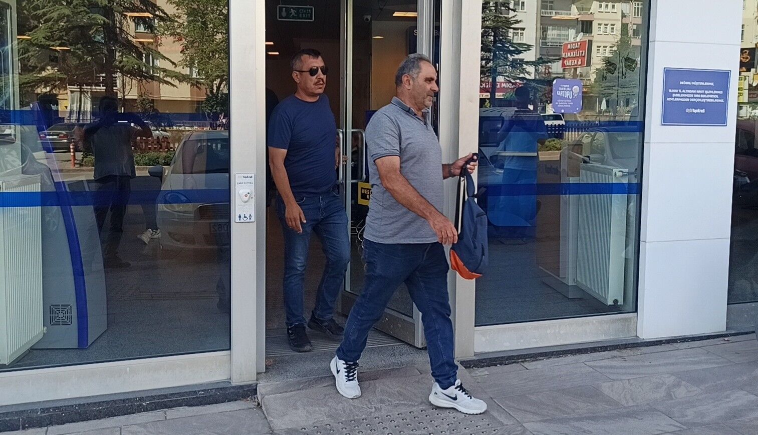Sahte Savci Tuzagina Dusuyordu 15 Milyon Liralik Altin Son Anda Kurtarildi (1)