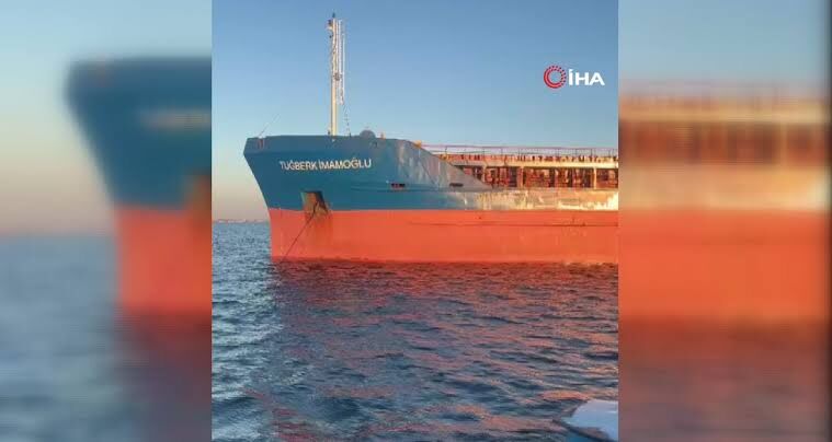 Silivri Aciklarinda Iki Gemi Carpisti 10 Personel Kayip (2)