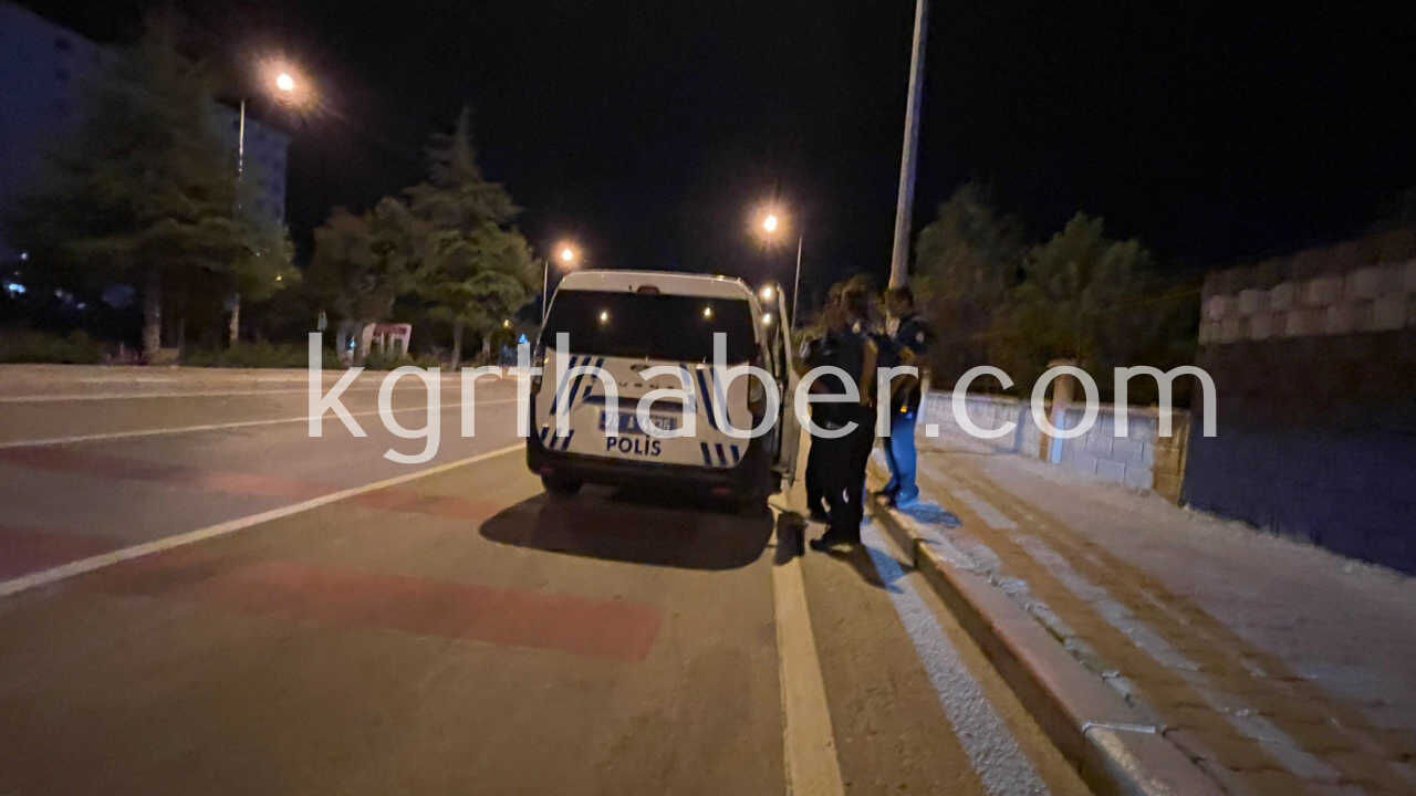 Sokak Ortasinda Kavga Polisi Alarma Gecirdi1