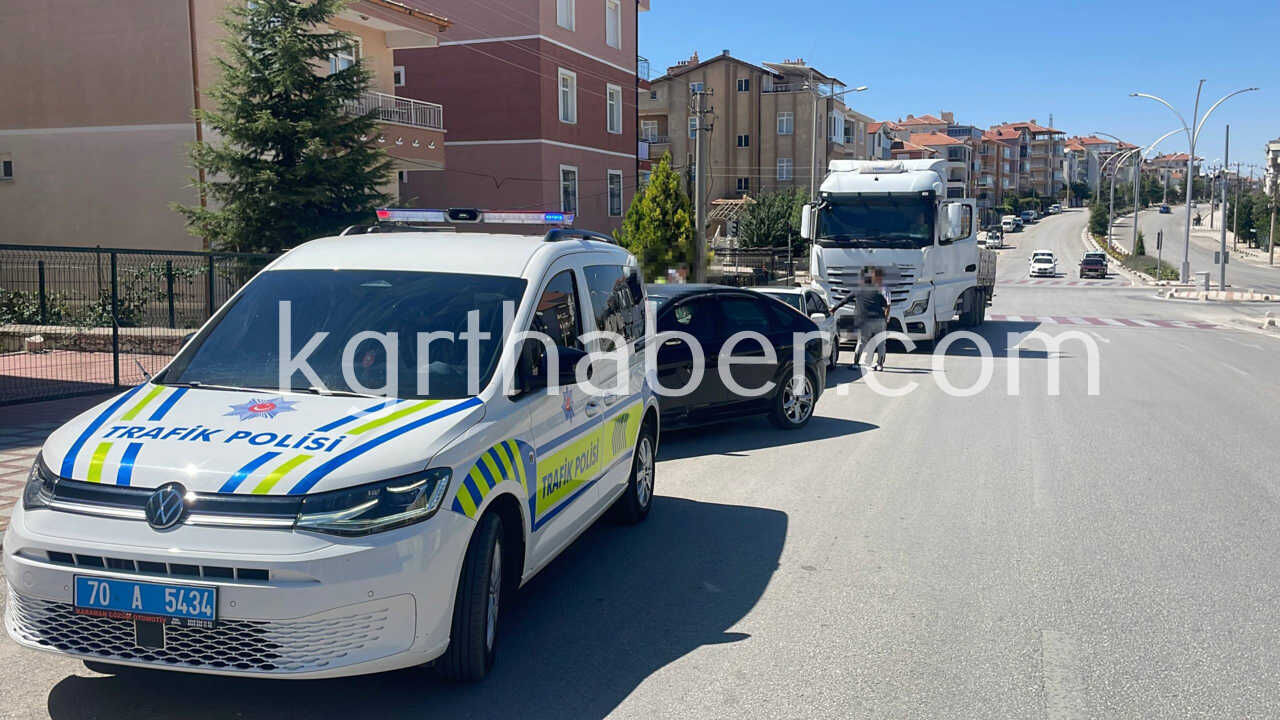 Tir Ile Otomobilin Karistigi Kaza Ucuz Atlatildi1