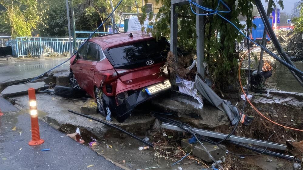 Ayazagada Selin Verdigi Zarar Gun Agarinca Ortaya Cikti2