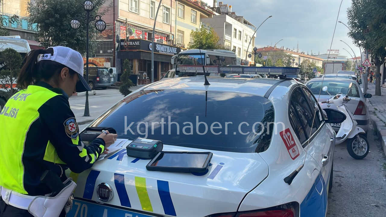 karamanda-polisin-dikkatinden-kacmadi-elektrikli-bisiklet-surucusune-128-bin-500-lira-ceza7
