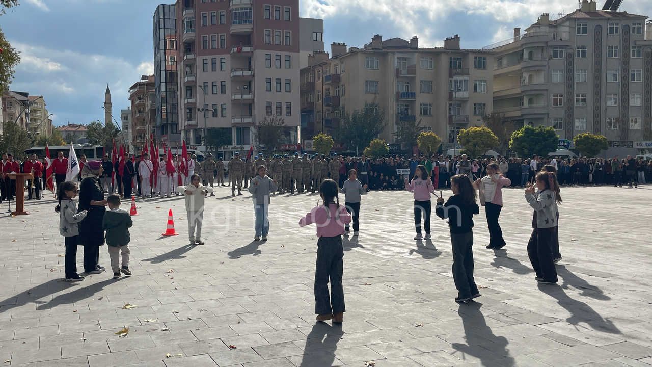 Karamanda 29 Ekim Kutlamalari Oncesi Prova Yapildi5