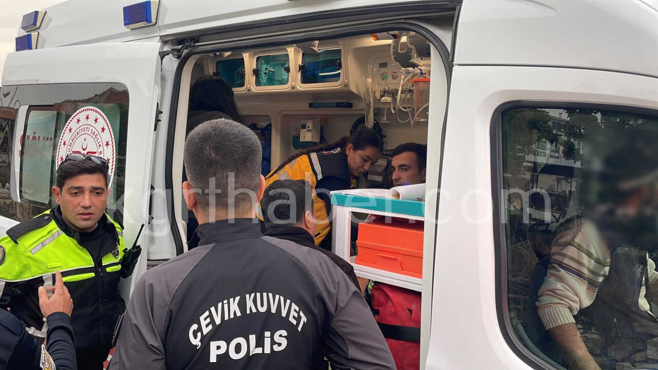 Karaman’da Alkollü Sürücünün Kullandığı Kamyonet Polis Otosuyla Çarpıştı 2 Polis Yaralı12