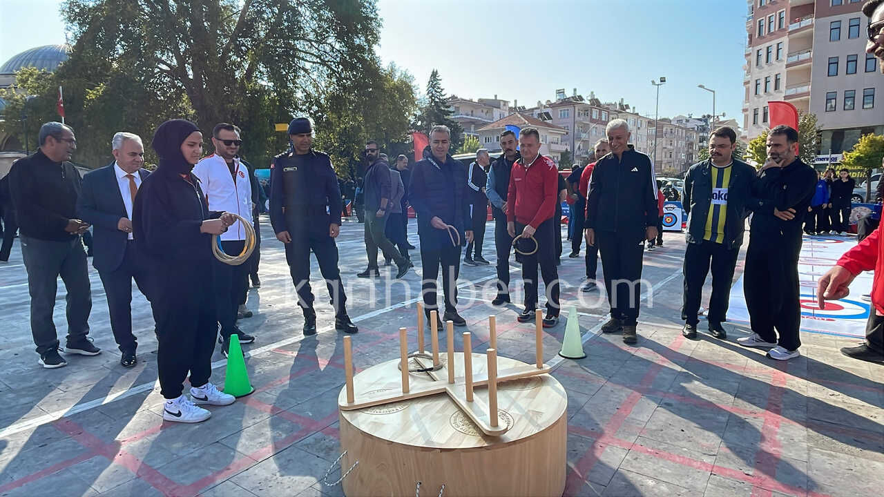 Karamanda Amator Spor Haftasi Etkinlikleri Kortej Yuruyusuyle Basladi5