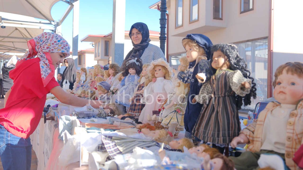 Karaman’da Antika Ve Ikinci El Eşya Pazarı Kuruldu Fiyatlar 10 Liradan 100 Bin Liraya Kadar Çıkıyor19