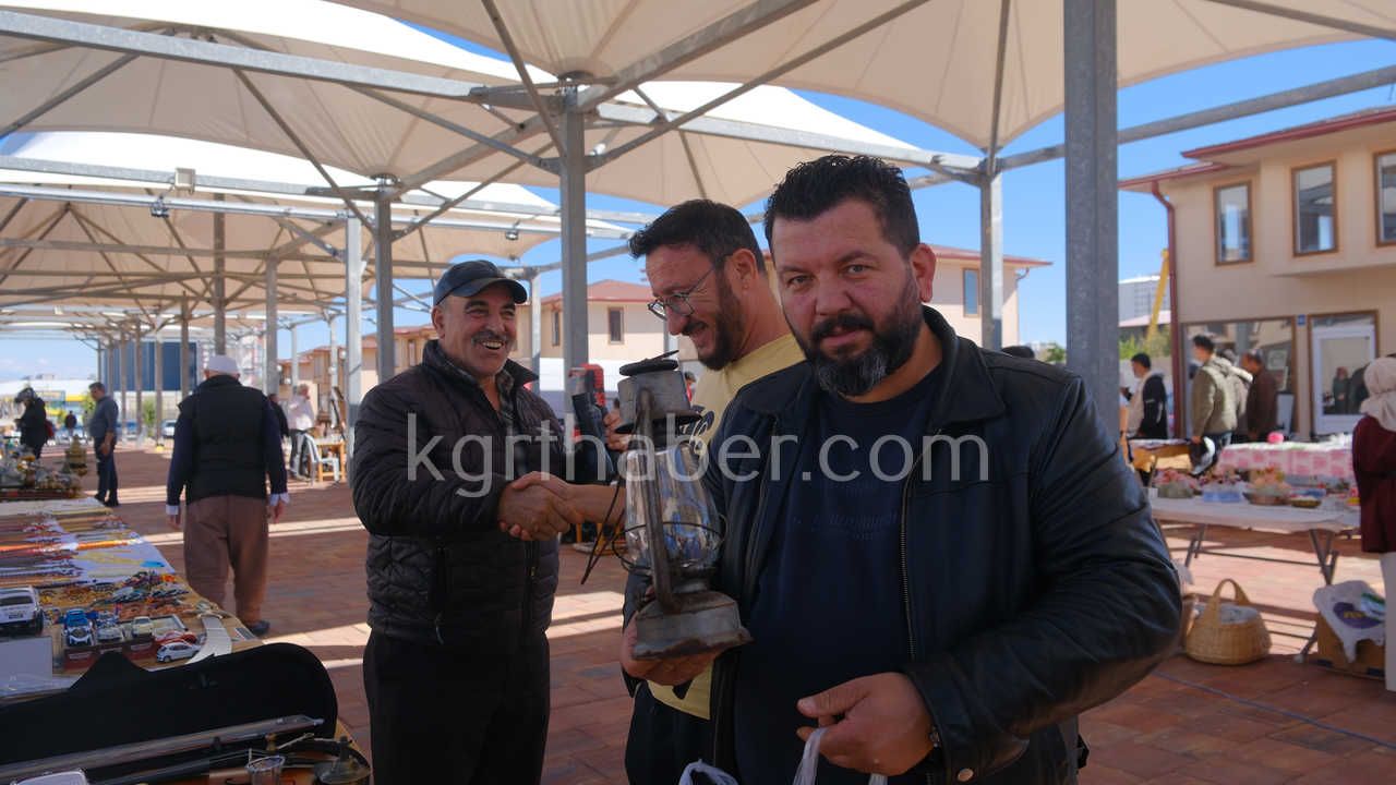 Karaman’da Antika Ve Ikinci El Eşya Pazarı Kuruldu Fiyatlar 10 Liradan 100 Bin Liraya Kadar Çıkıyor9