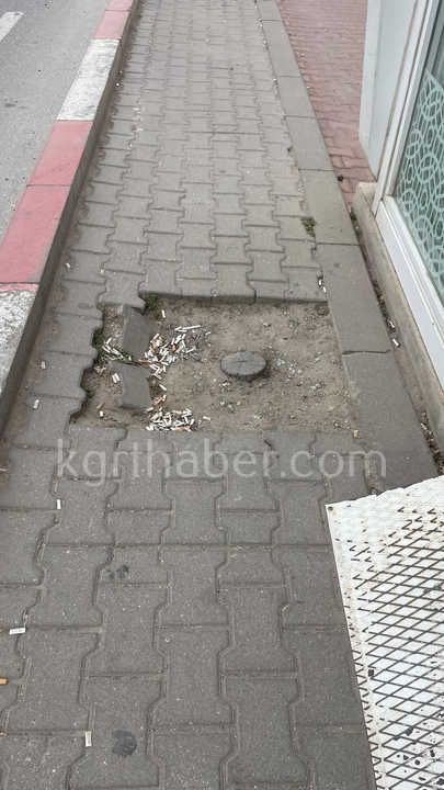 Karamanda Cami Kirilan Otobus Duragi Copluge Dondu3