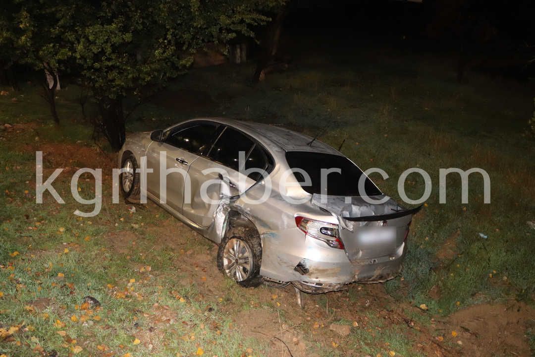Karamanda Carpisan Otomobillerden Biri Bahceye Uctu 4 Yarali1
