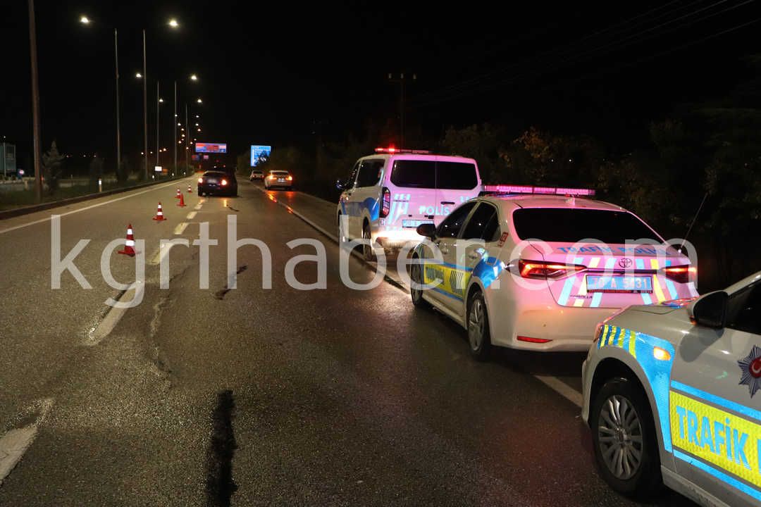 Karamanda Carpisan Otomobillerden Biri Bahceye Uctu 4 Yarali9