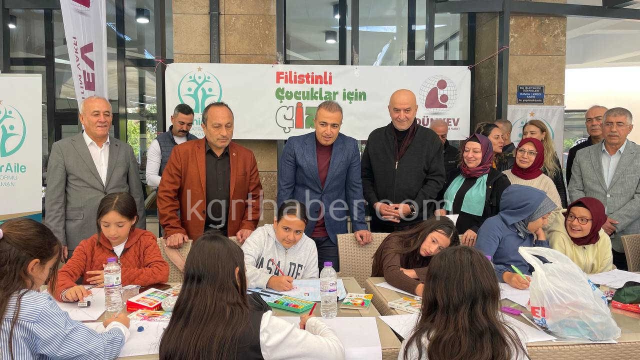 Karamanda Cocuklar Filistin Icin Cizdi4
