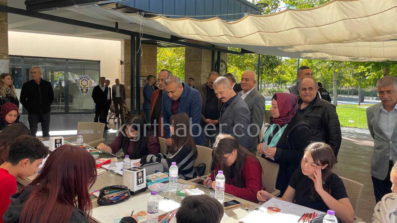 Karamanda Cocuklar Filistin Icin Cizdi6