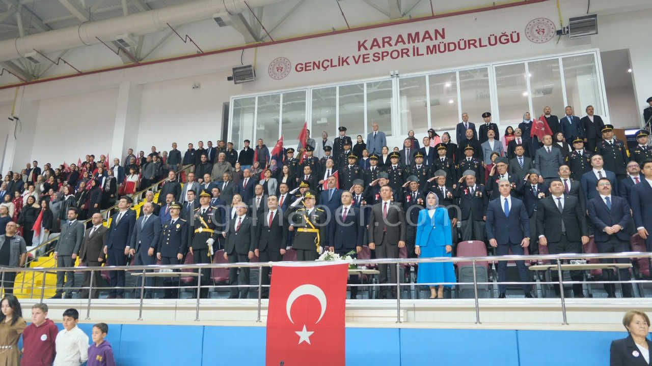 Karamanda Cumhuriyet Bayrami Coskuyla Kutlandi1