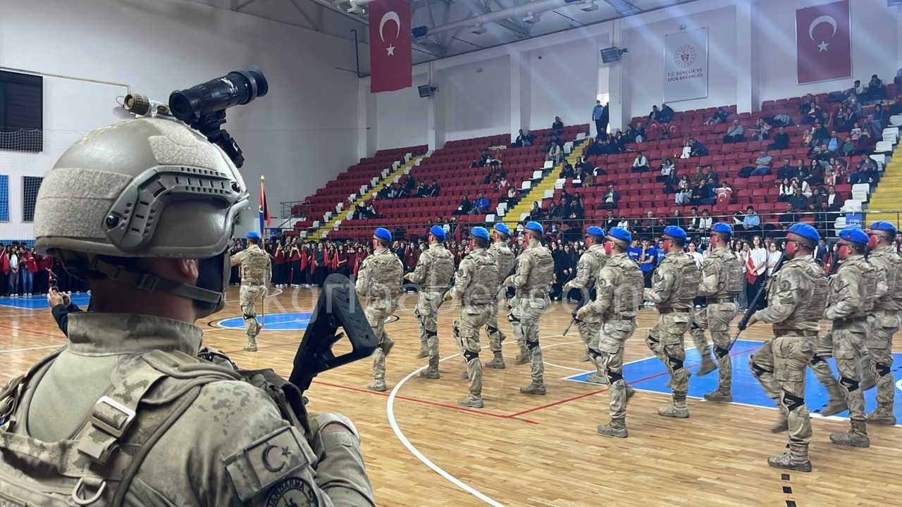 Karamanda Cumhuriyet Bayrami Coskuyla Kutlandi12