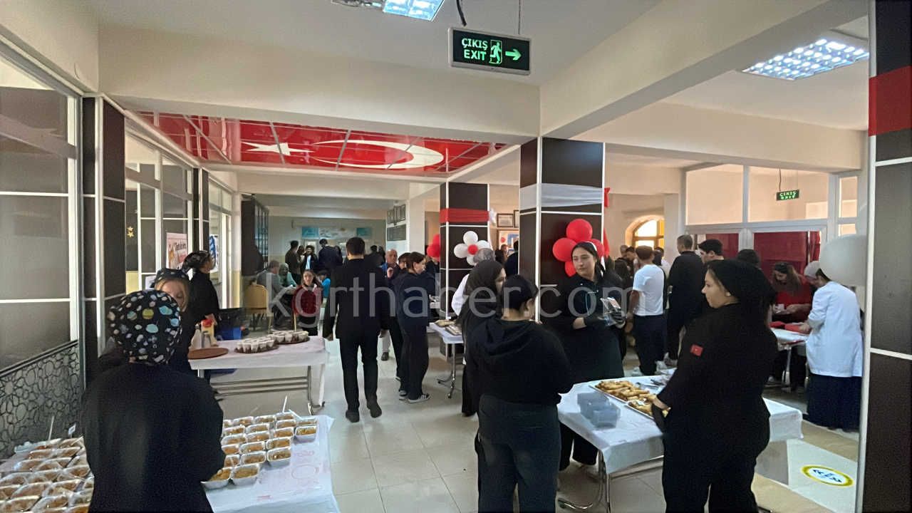 Karamanda Cumhuriyet Bayramina Ozel Kermes Duzenlendi2