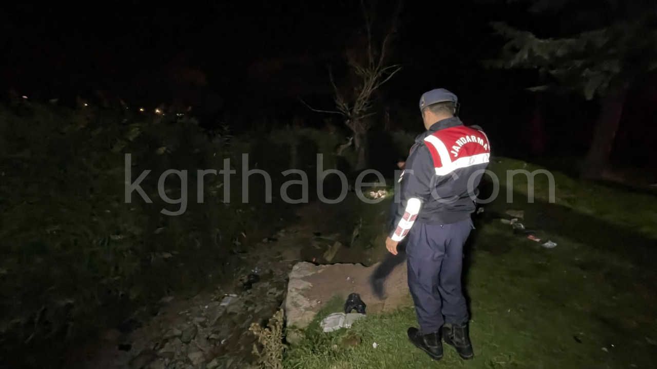 Karamanda Dere Yatagina Dusen Sahis Agir Yaralandi11
