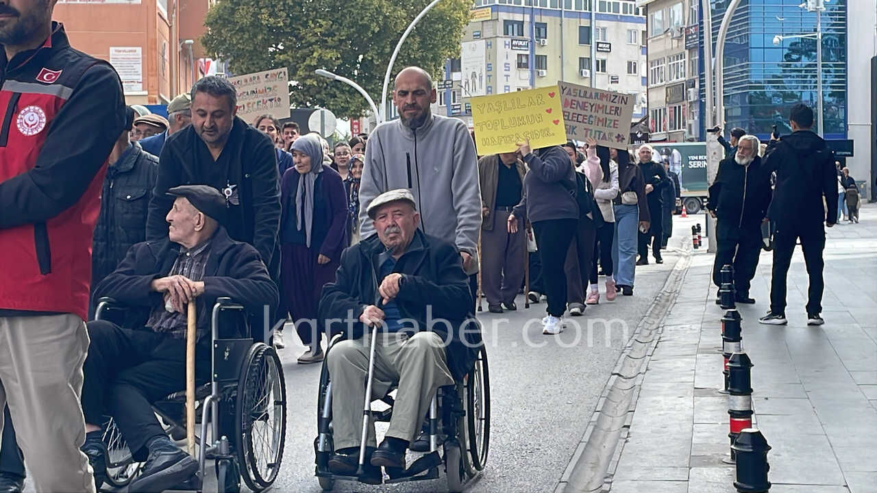 Karamanda Dunya Yaslilar Gununde Farkindalik Yuruyusu4