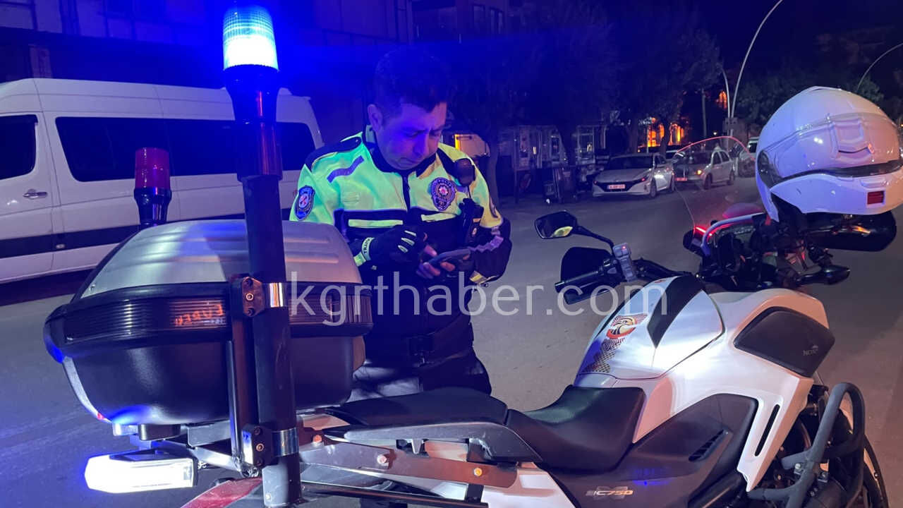 Karamanda Dur Ihtarina Uymayan Alkollu Surucuye 225 Bin Lira Ceza1