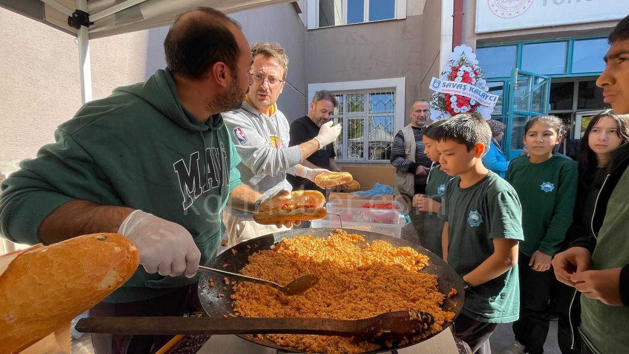 Karamanda Filistine Destek Kermesine Yogun Ilgi2